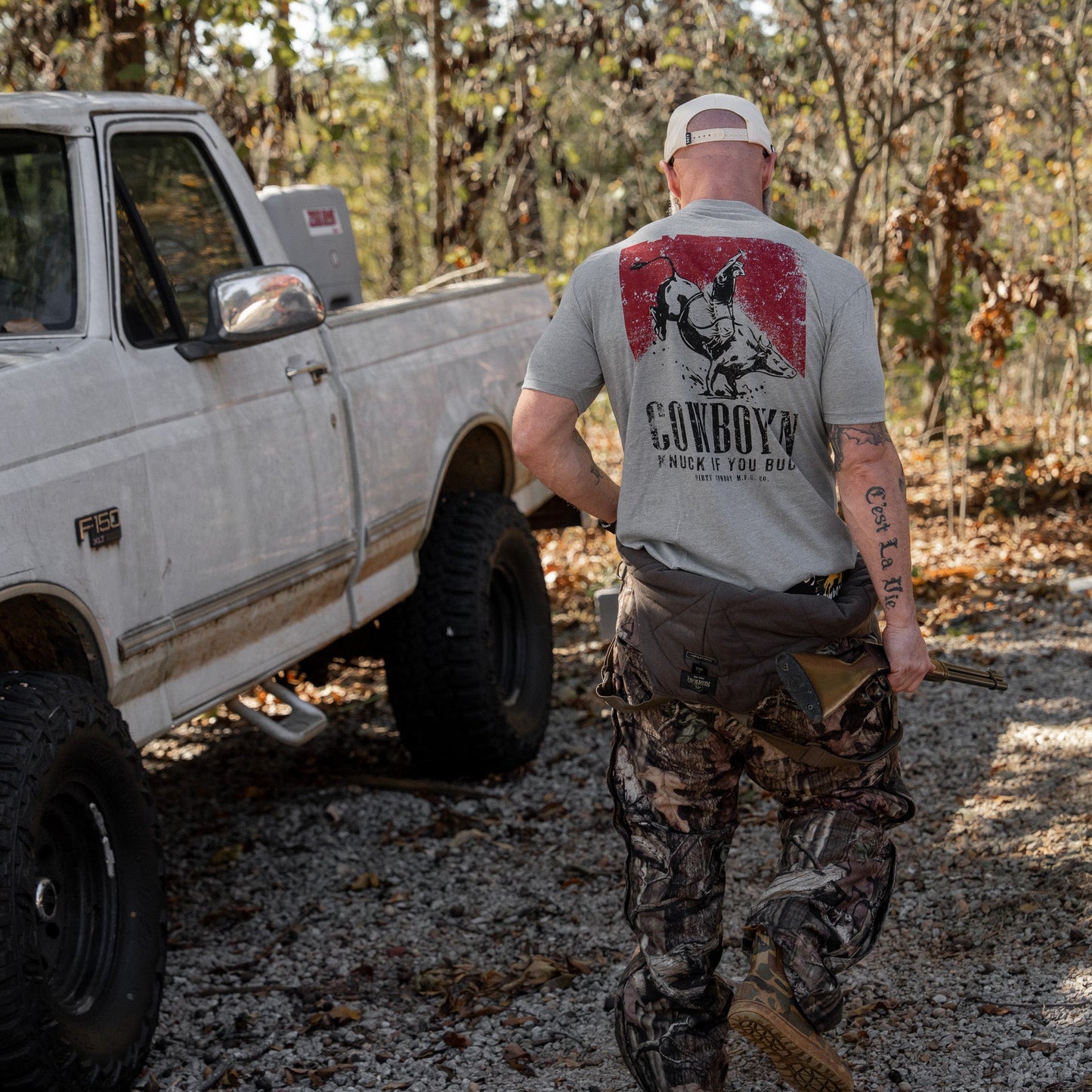 Cowboy'n | Knuck If You Buck Men's T-Shirt