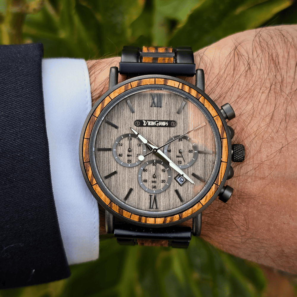 Men’s Engraved Wood Watch