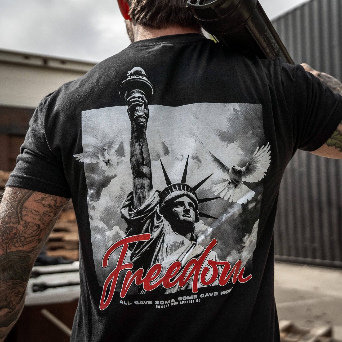 Freedom Statue Men's T-Shirt