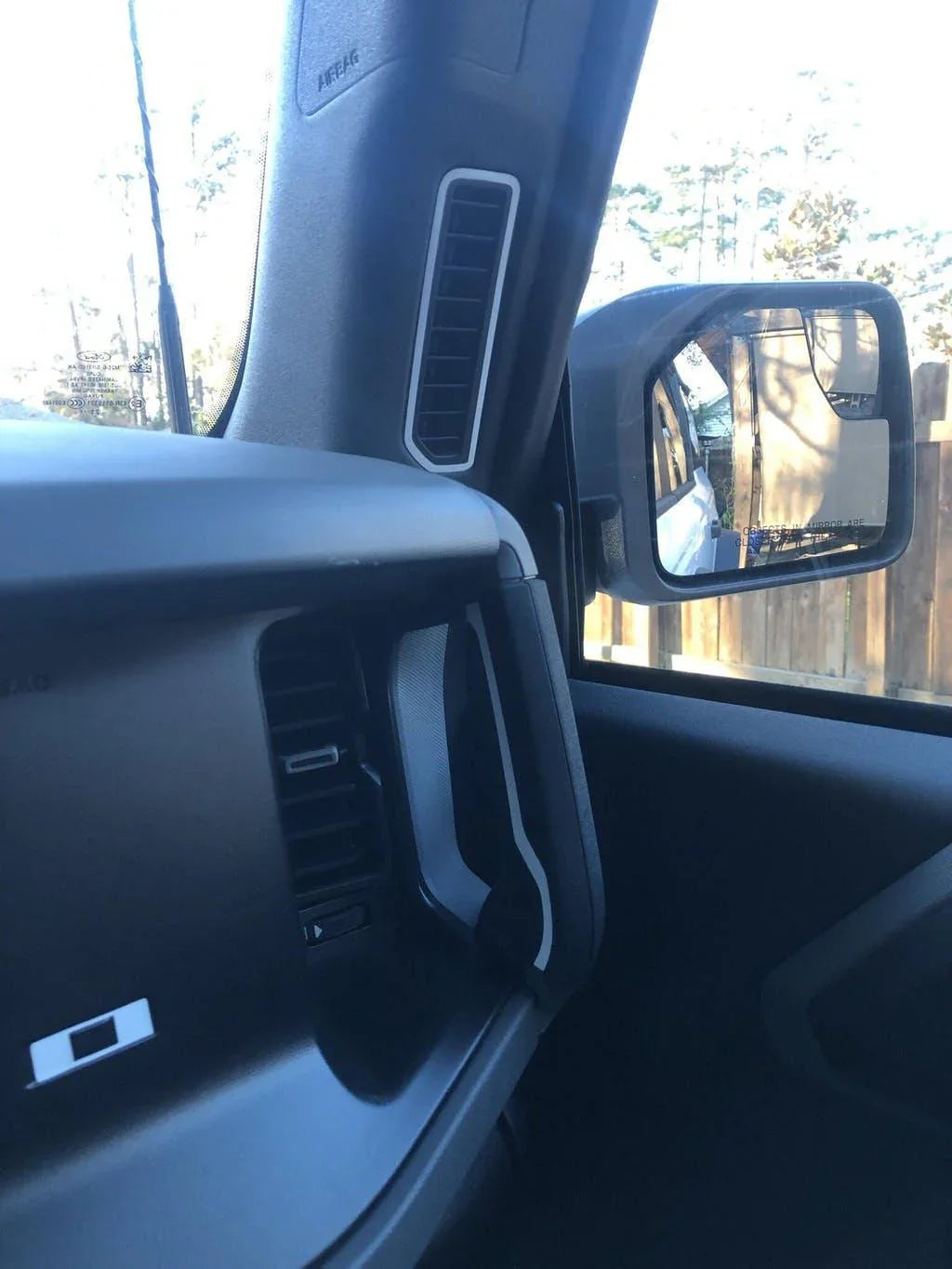 Defroster Vent Outline - 2021+ Bronco
