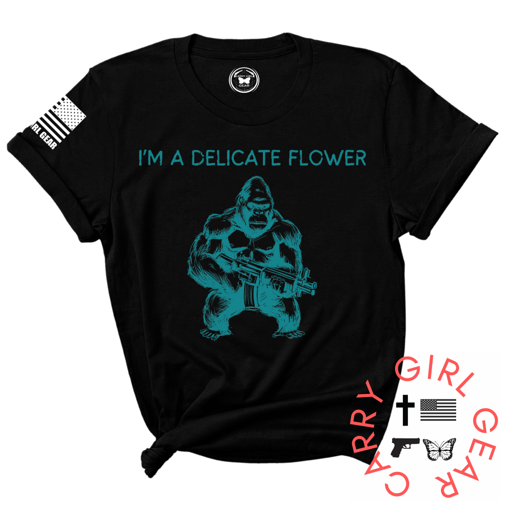 DELICATE FLOWER TEE