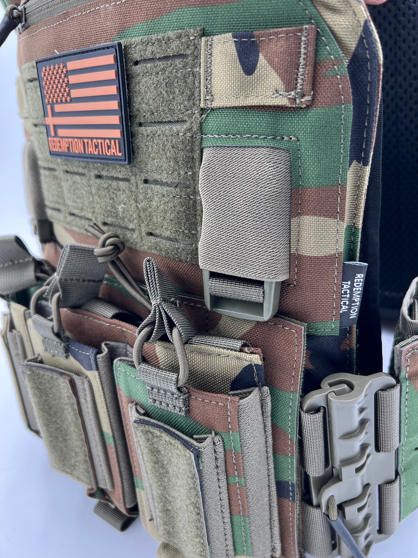 Redemption Tactical CRUSADER 2.0® V4 ARMOR FULL KIT COMBO PACKAGE LIGHTWEIGHT LEVEL IV  (2) 10x12 Front/Back Plates (2) 6x8 Side Plates (Level III PE)