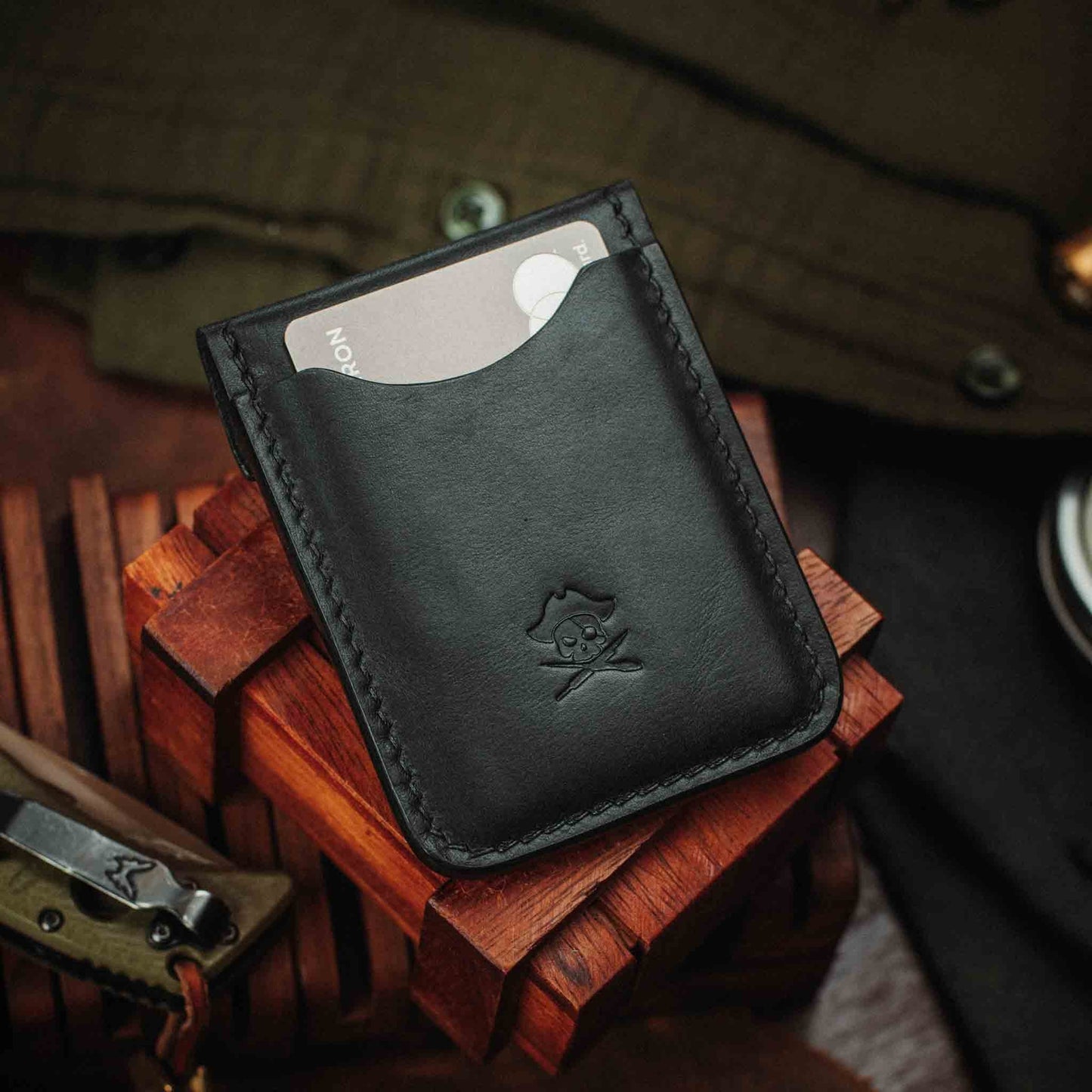 Leather Velcro Wallet - Voyager v2 | Patch Display Card Holder | EDC