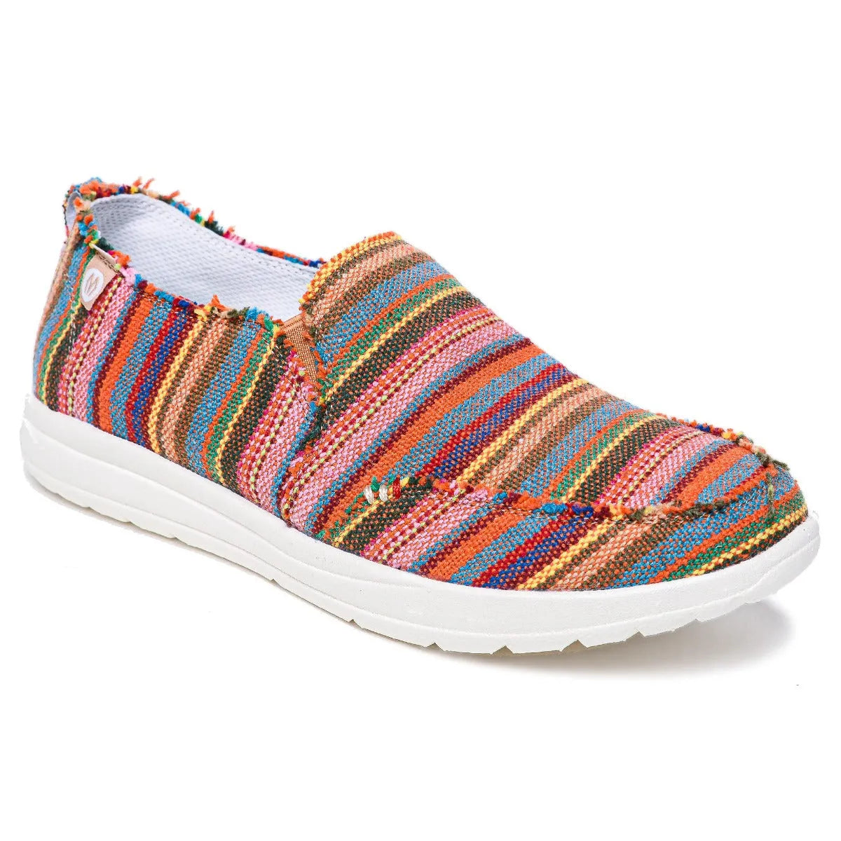 Minnetonka Expanse - Womens Slip On Sneaker