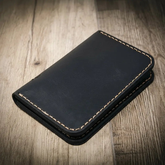 The Tyler Vertical Wallet - Black
