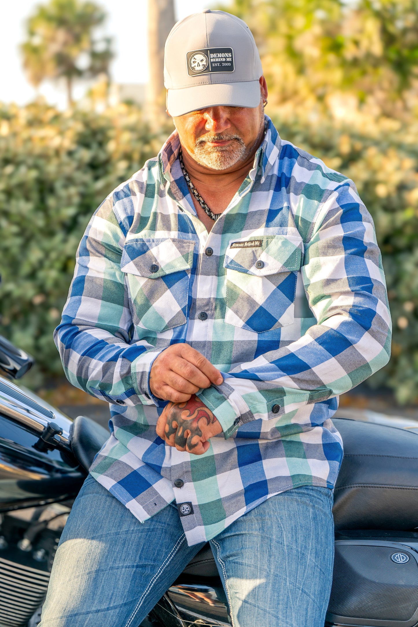 The "Sea Breeze" Flannel (Hidden Snap Collars)