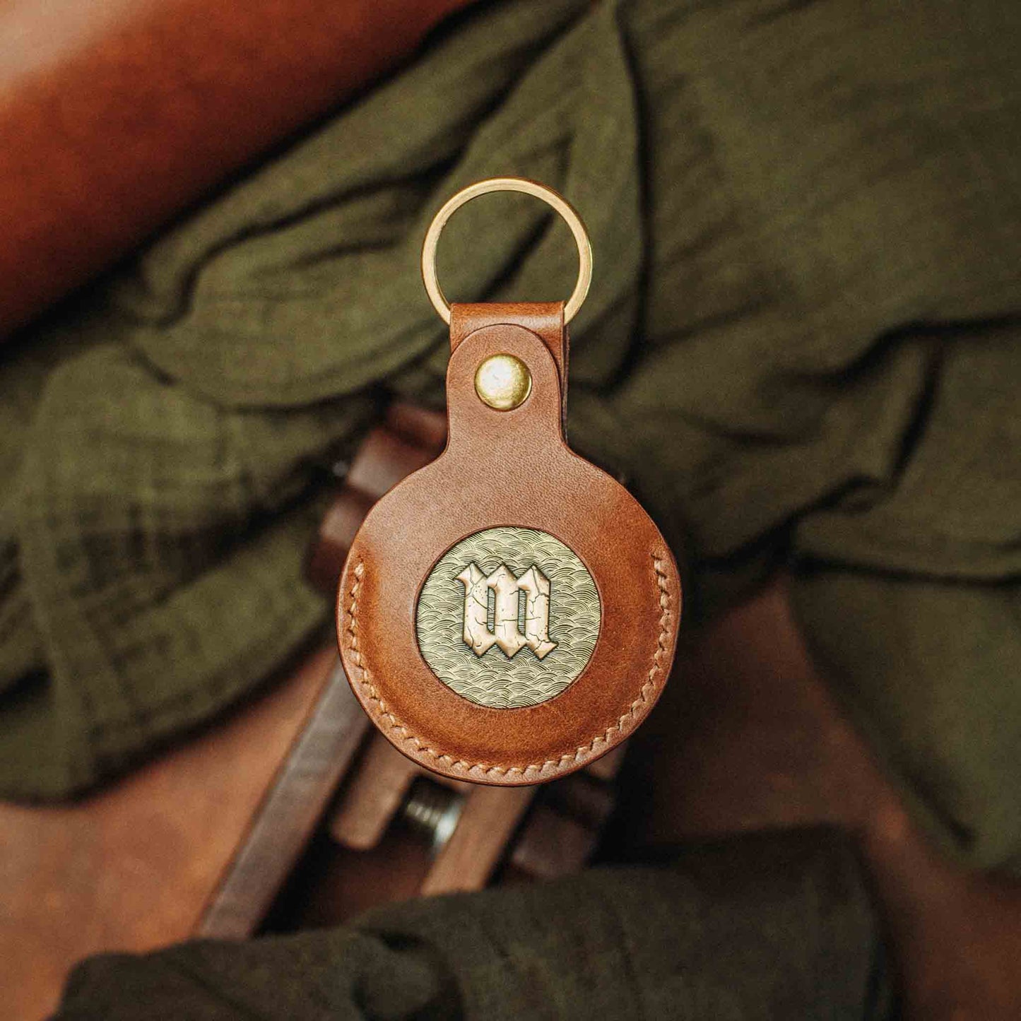 Challenge Coin Keychain - Peso Pocket v5 | EDC Leather Coin Holder