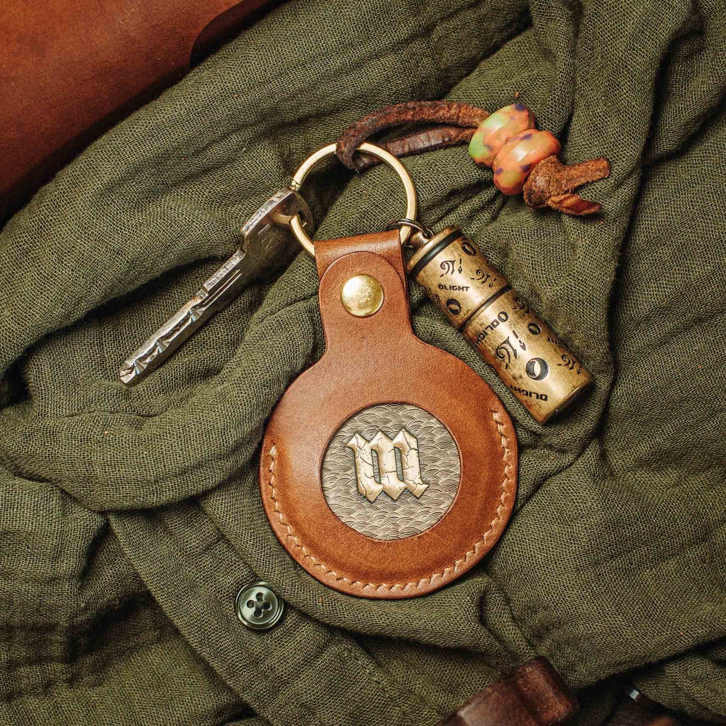 Challenge Coin Keychain - Peso Pocket v5 | EDC Leather Coin Holder