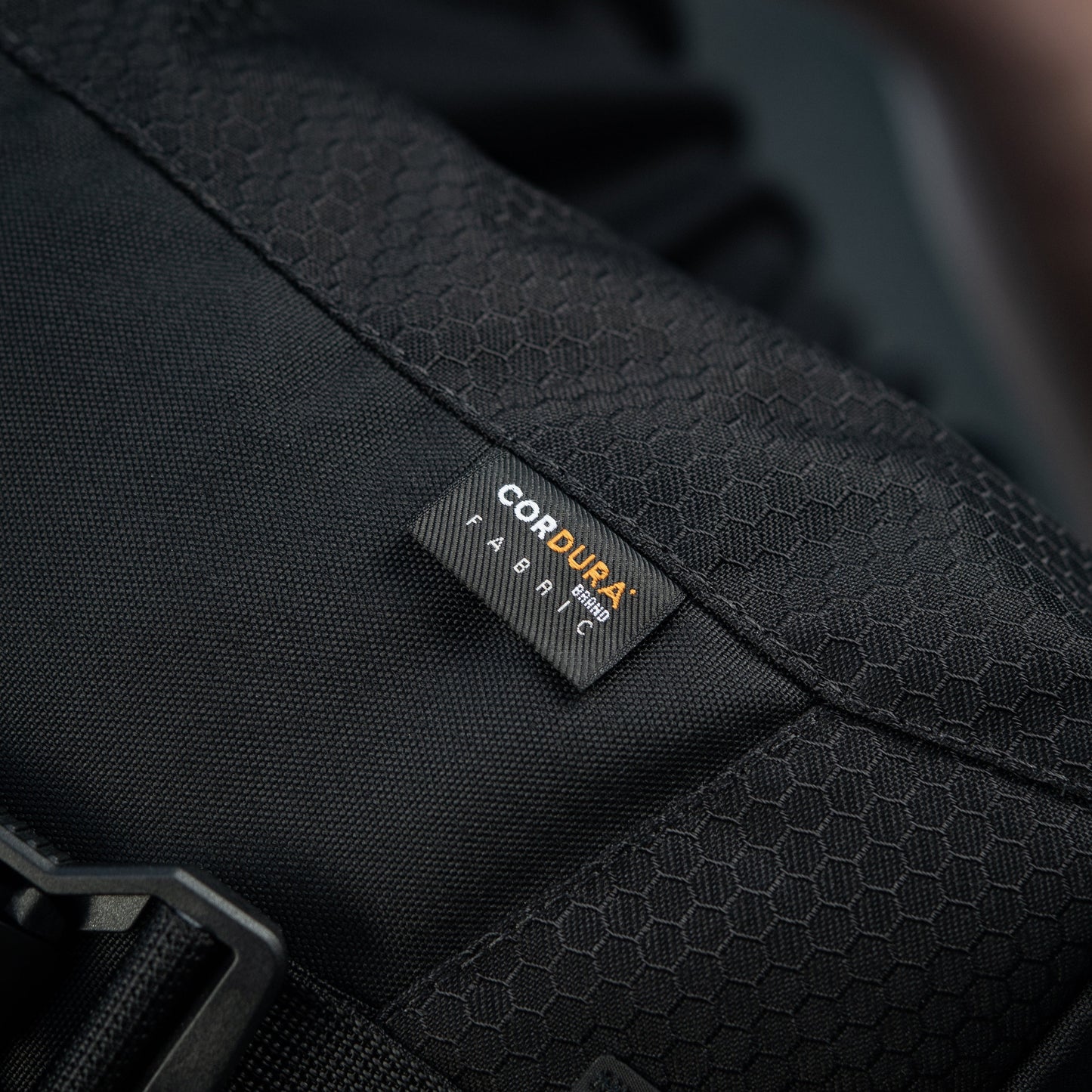 M‑Tac Magnet Shoulder Bag Elite Hex