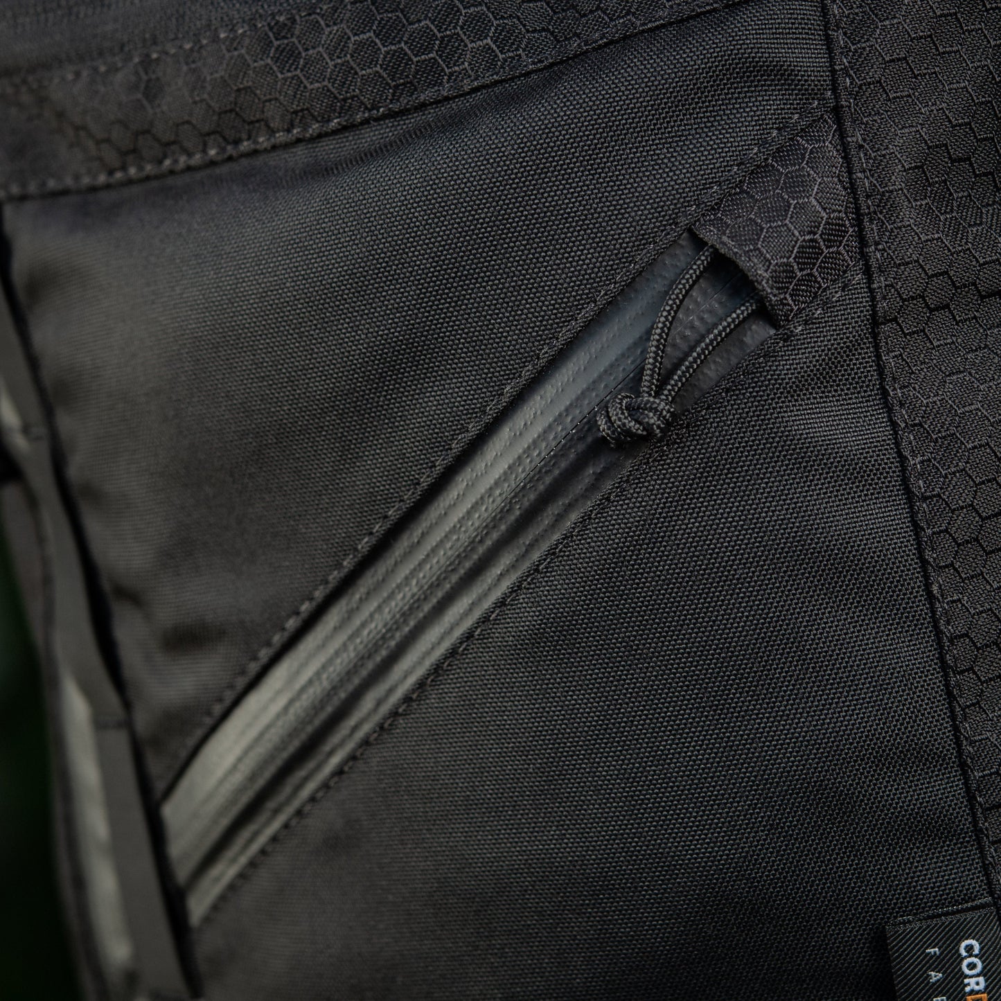 M‑Tac Magnet Shoulder Bag Gen II Elite Hex