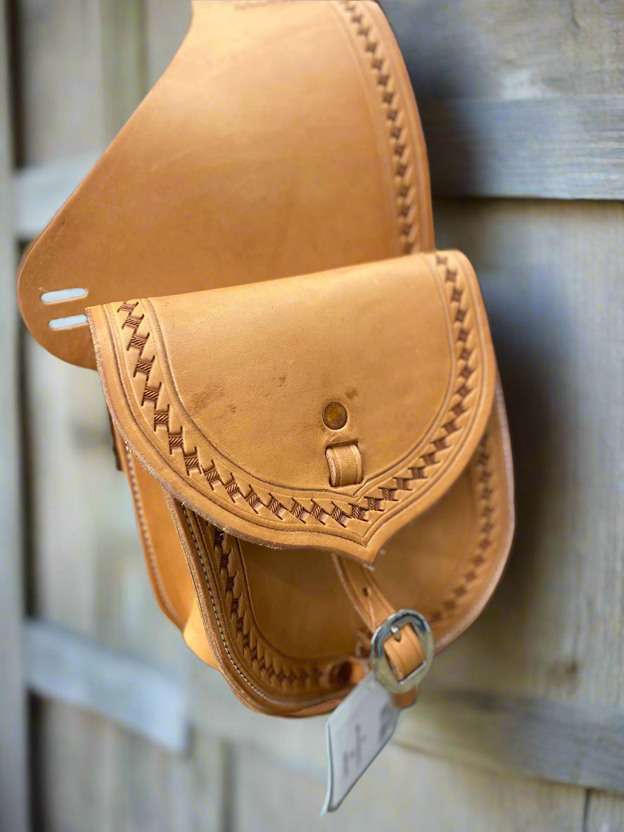 7" Natural Basket Border Saddle Bag