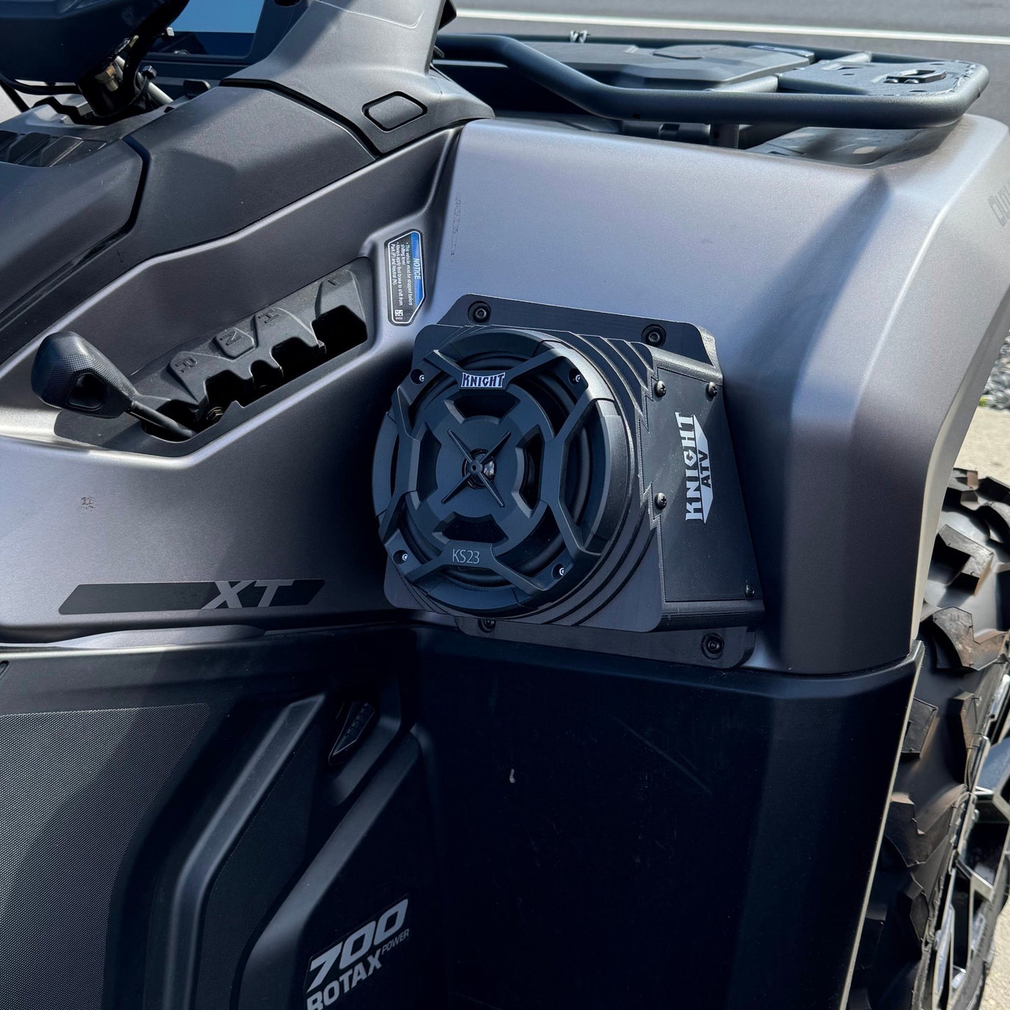 Can Am Outlander (12–25) Bluetooth LED ATV Sound System