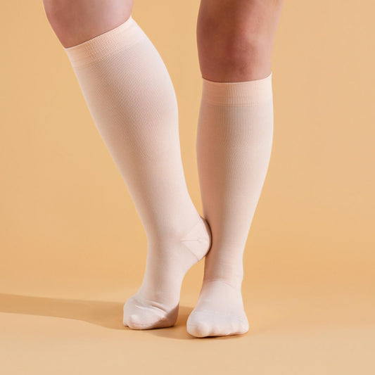 Knee-High Compression Socks – Solid Rose (20-30 mmHg)