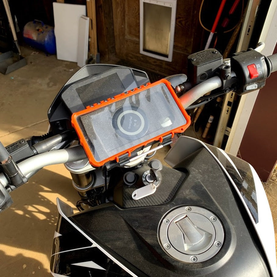 First Version - Phone Holder SafeBox with Flat Mount