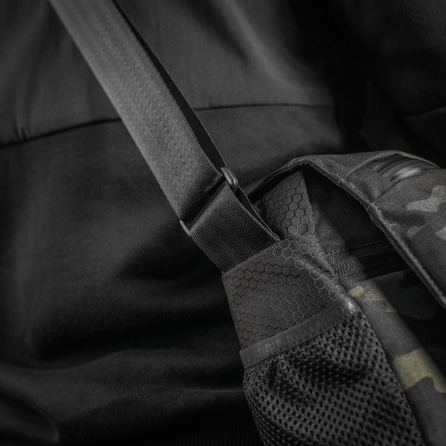 M-Tac Satellite Magnet Bag Elite Hex
