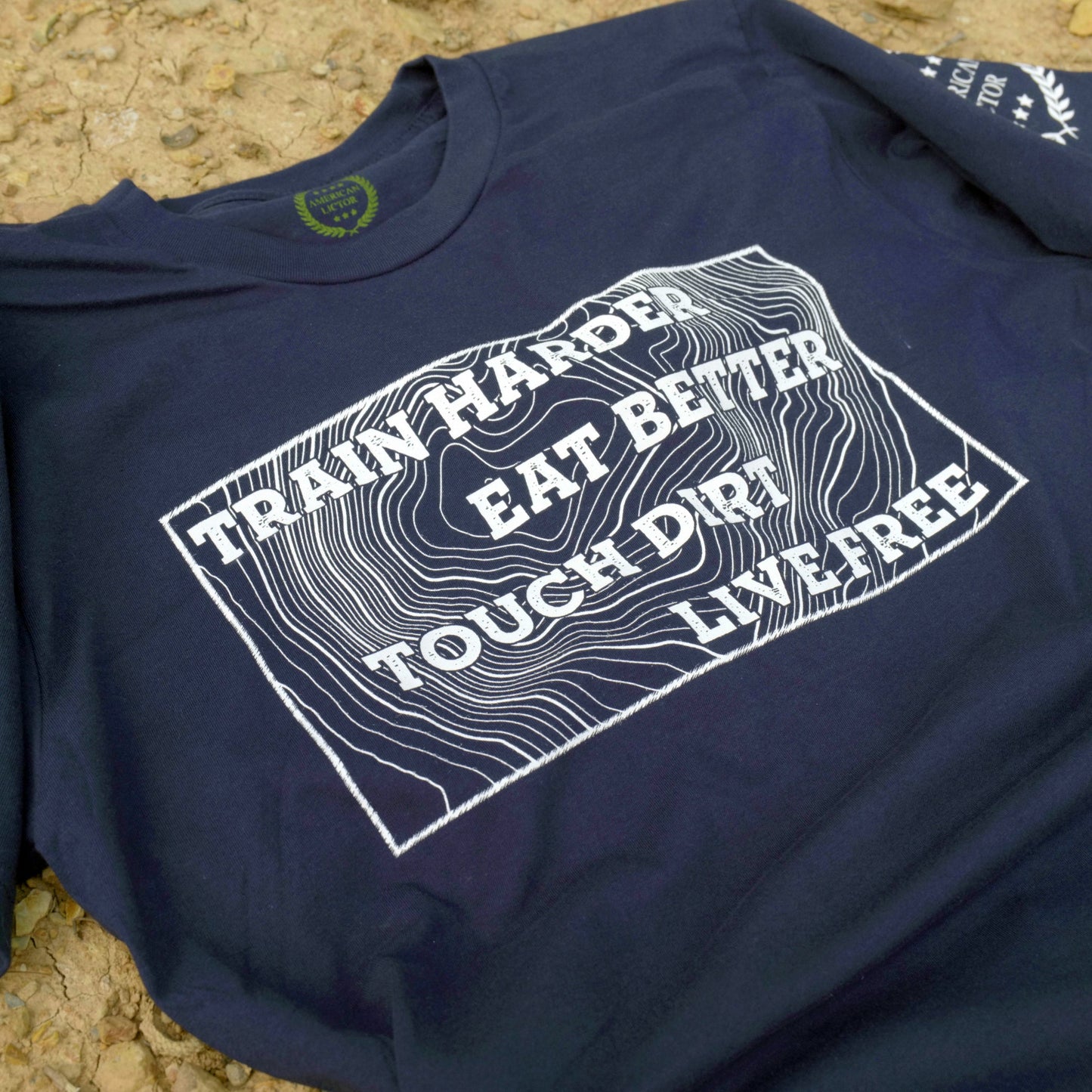 T-Shirt: Live Harder