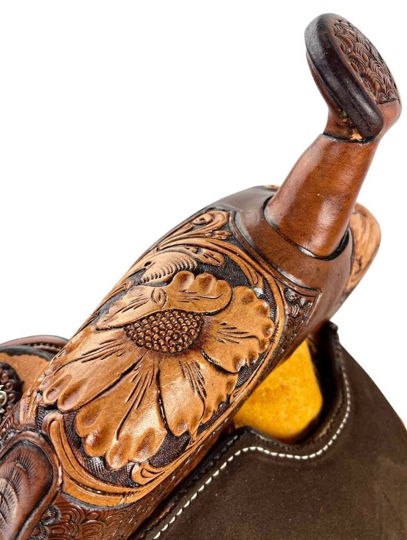 Vintage Barrel 15" Saddle