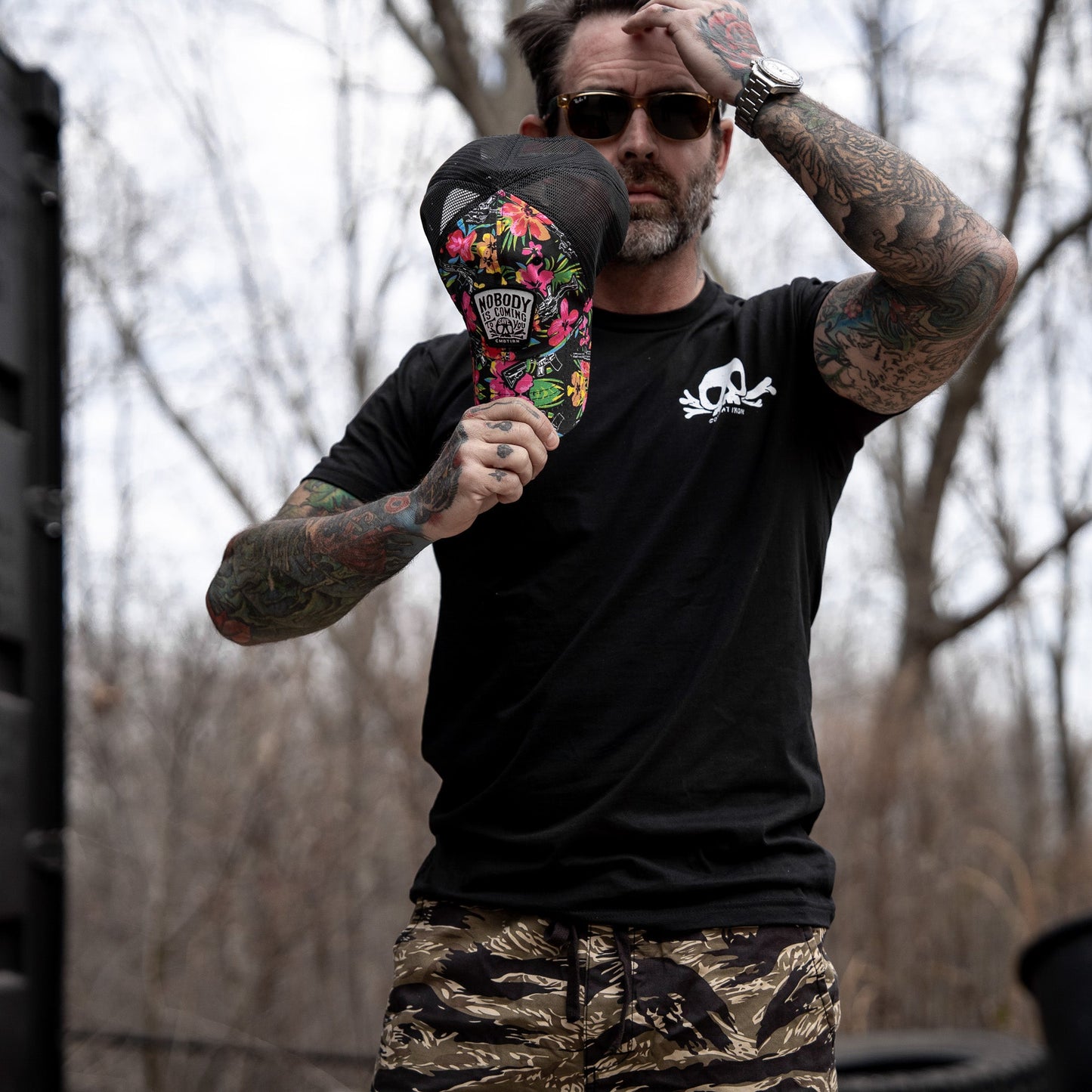 Nobody Is Coming To Save You Skull Men's T-Shirt