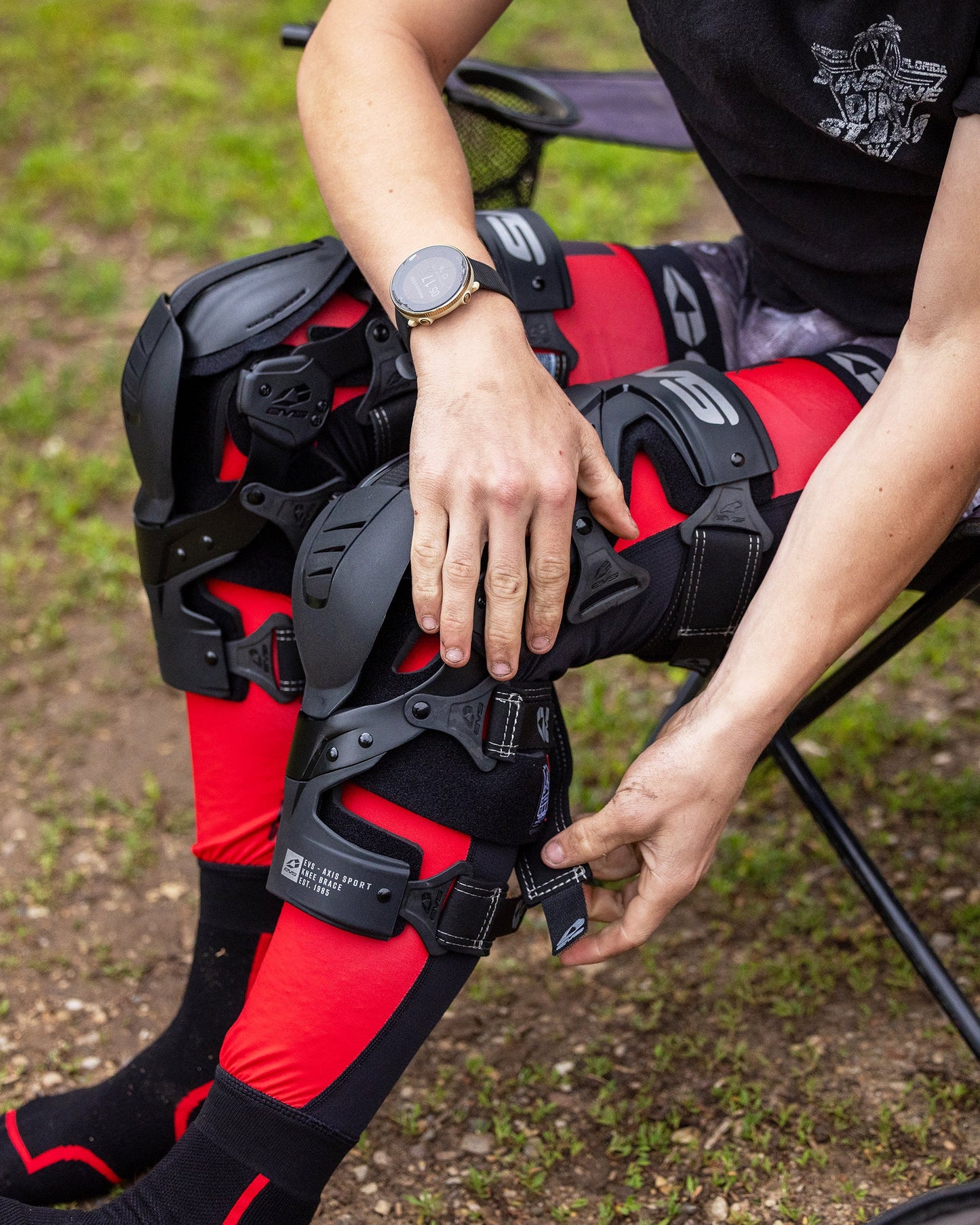 Axis Sport 2025 Knee Brace