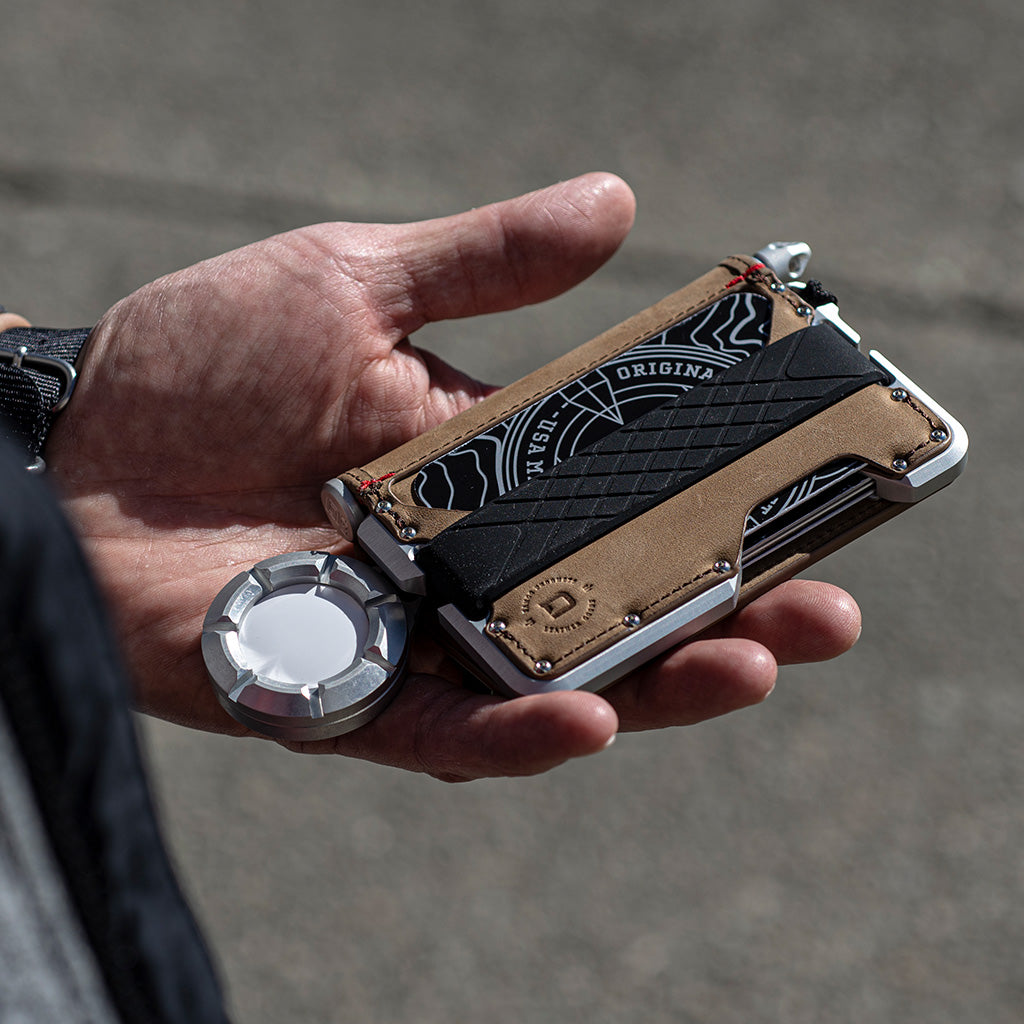 DANGO AIRTAG CAPSULE