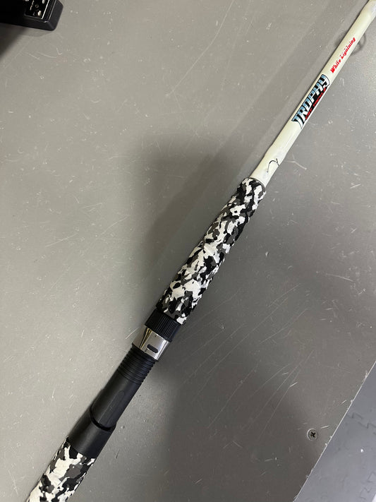 The White Lightning Bumping Rod - Casting