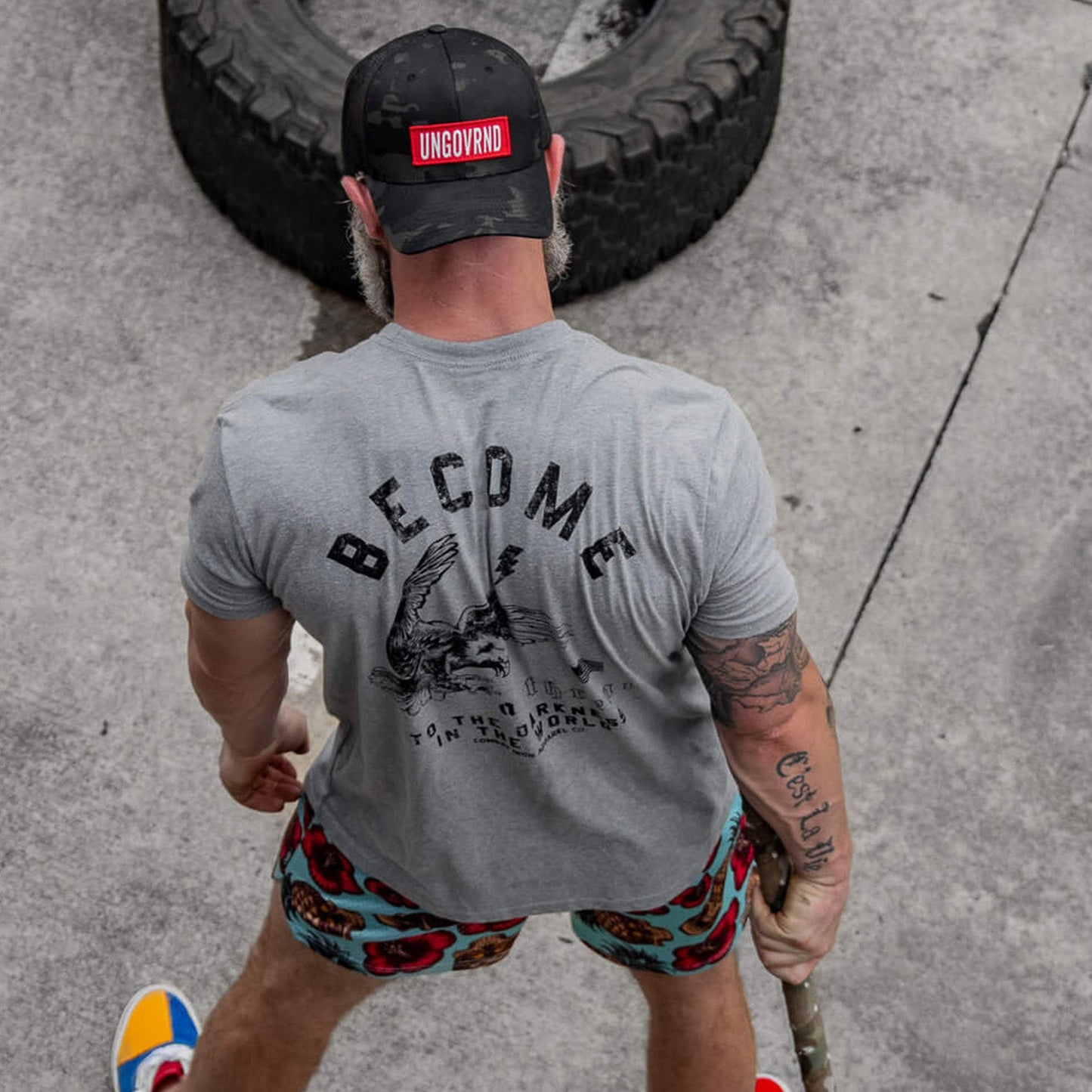 Become A Threat To The Darkness Men's T-Shirt